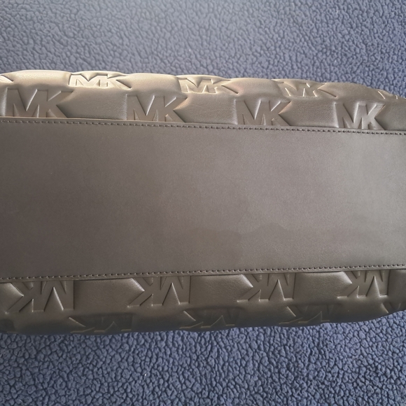 Michael Kors Embossed "Sinclair" Black Handbag - Picture 5 of 5